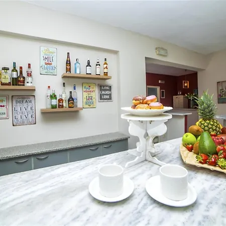 Malia Central Apartments 4*