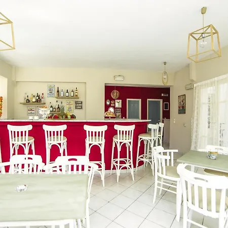 Malia Central Apartments 4*