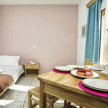 Malia Central Apartments 4*